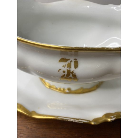 Limoges France Gravy Boat Dish Serving Bowl White Gold Scalloped Porcelain - Picture 2 of 11